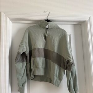 Universal Thread Sage and Taupe Turtleneck Sweater